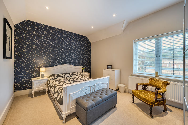 Bedroom- click for photo gallery